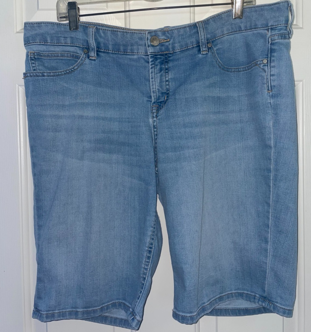 ANA Denim Bermuda Shorts Women's 14 Blue Stretch Mid Rise Jean Shorts 38 Waist